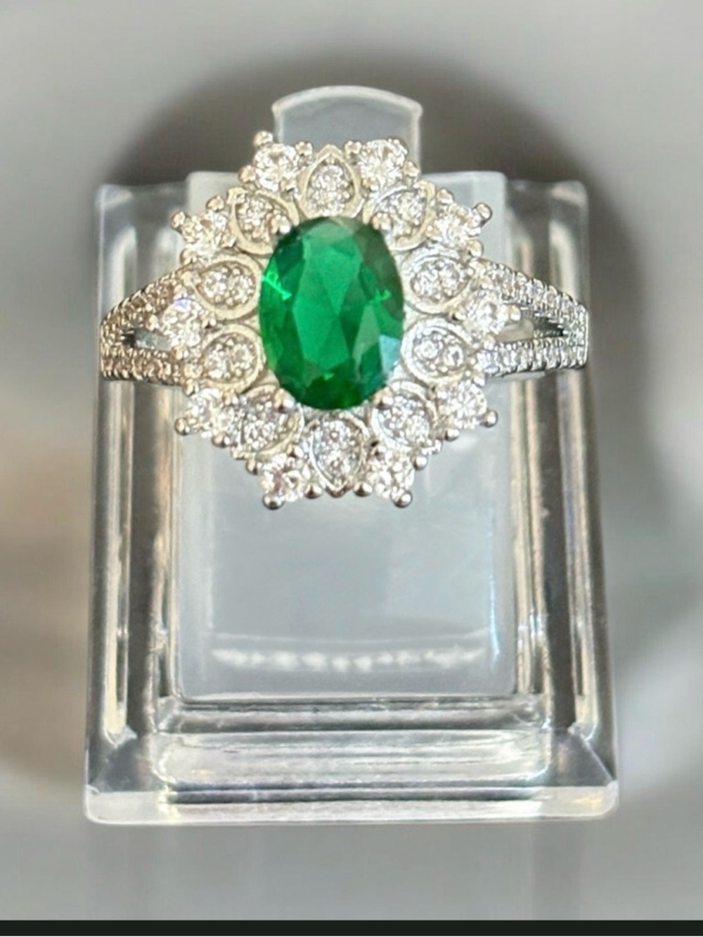 Elegant Green Halo Emerald Ring with Pavé Accents